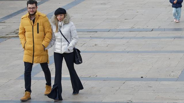 孙宇晨告景甜消息刚出，王思聪一波操作反被夸：舆论风向怎么一夜翻了